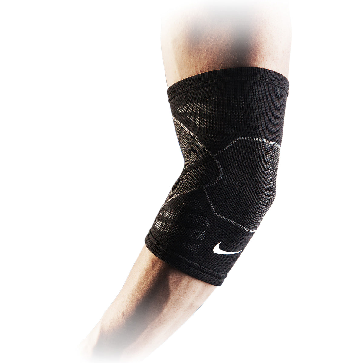 Nike Advantage Knitted Elbow Elleboogbandage Nike Advantage Knitted Elbow Elleboogbandage