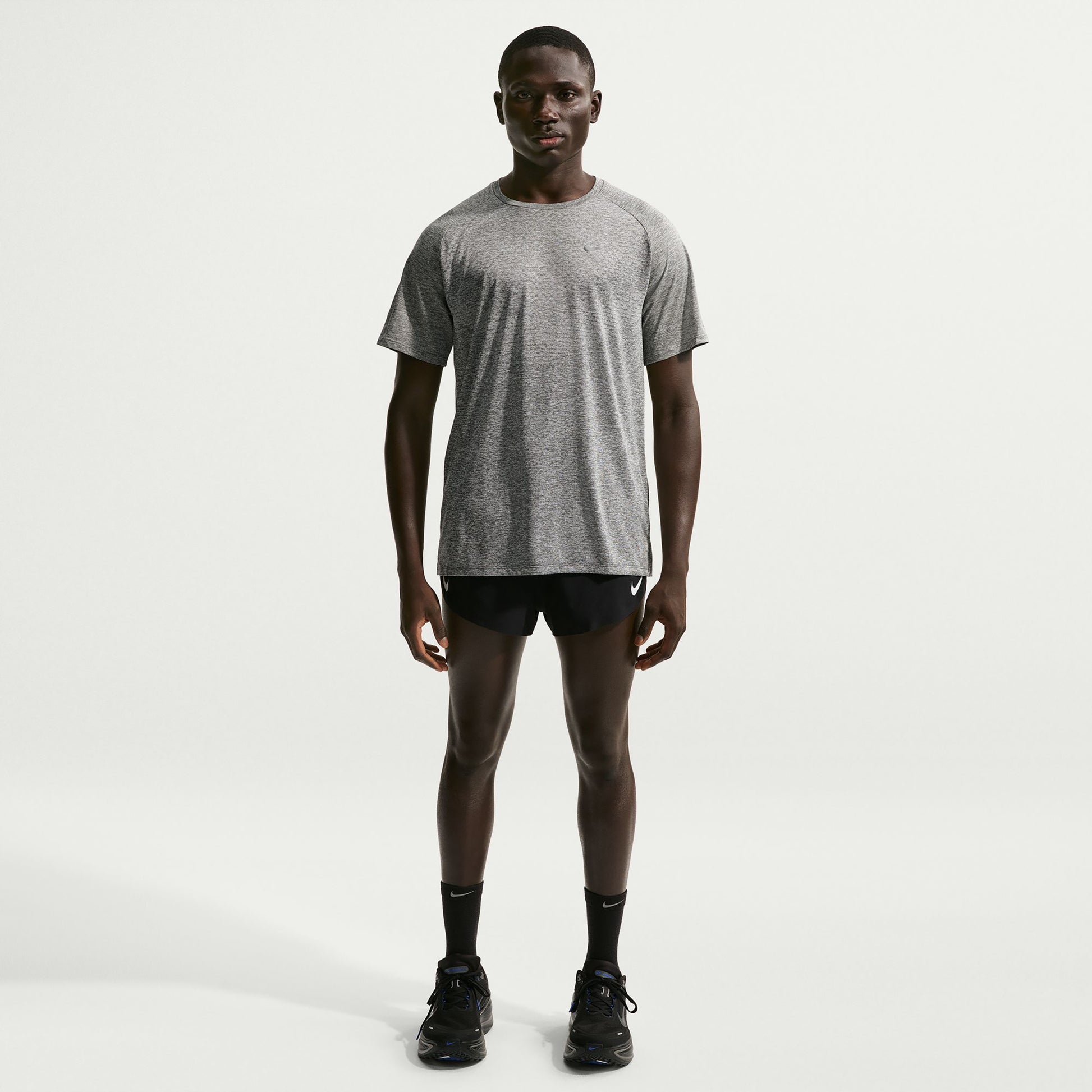 Nike Stride  Hardloopshirt Heren - grijs, zilver
