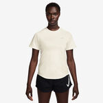 Nike Kleding Nike Swift Tee Hardloopshirt Dames-crème
