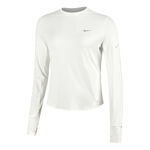 Nike Kleding Nike Swift Longsleeve Hardloopshirt Dames-crème