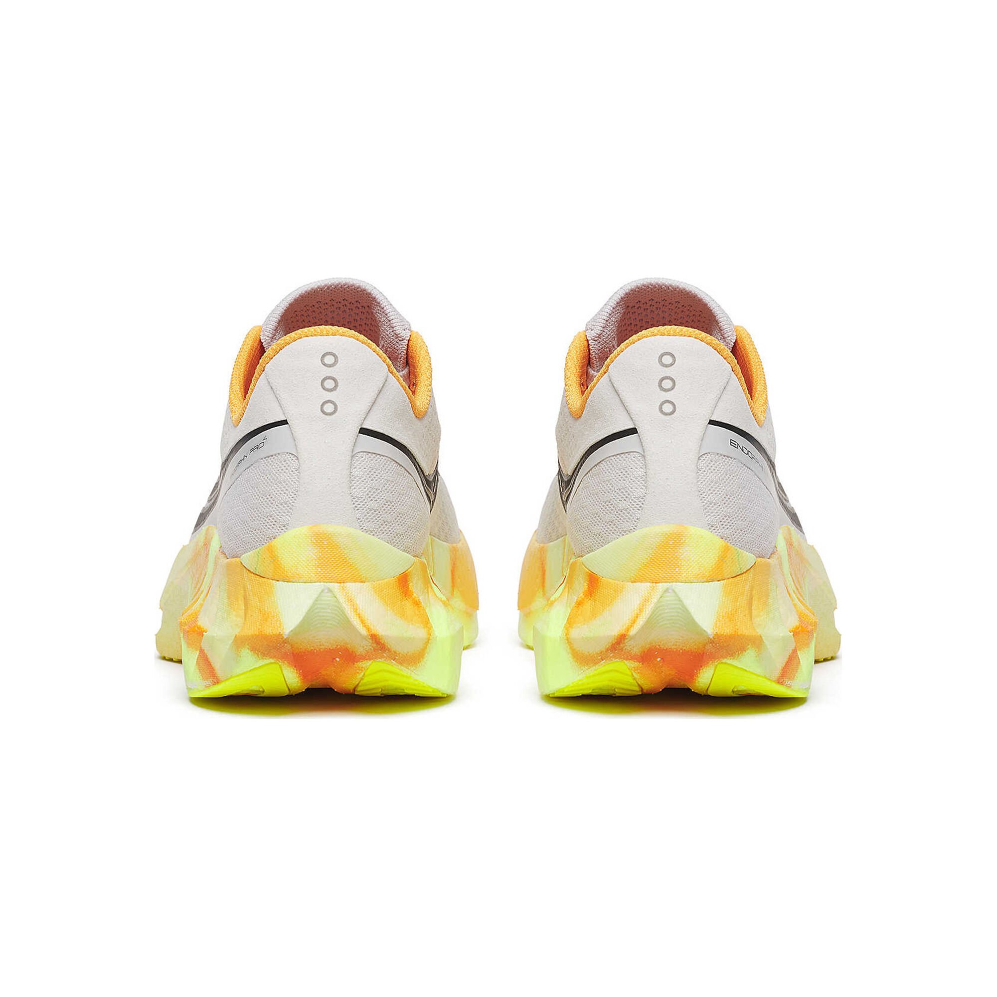Saucony