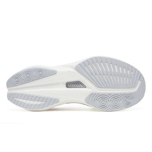 Saucony