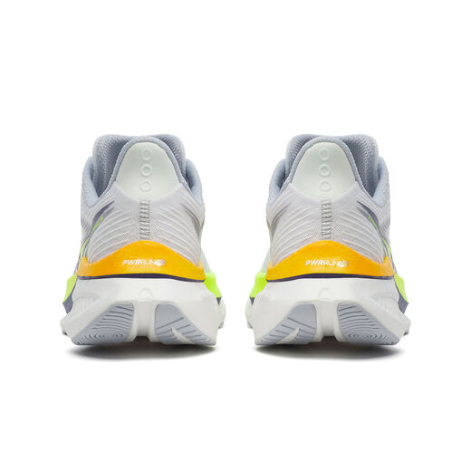 Saucony