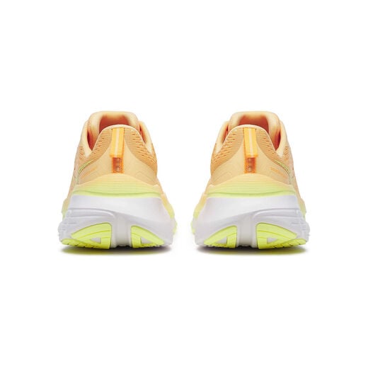 Saucony